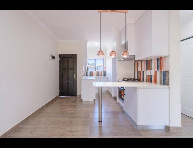 2 BEDROOM APARTMENT FOR SALE IN SALT ROCK